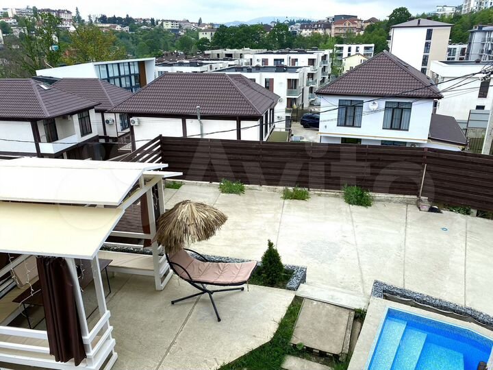 Дом 100 м² на участке 5 сот.