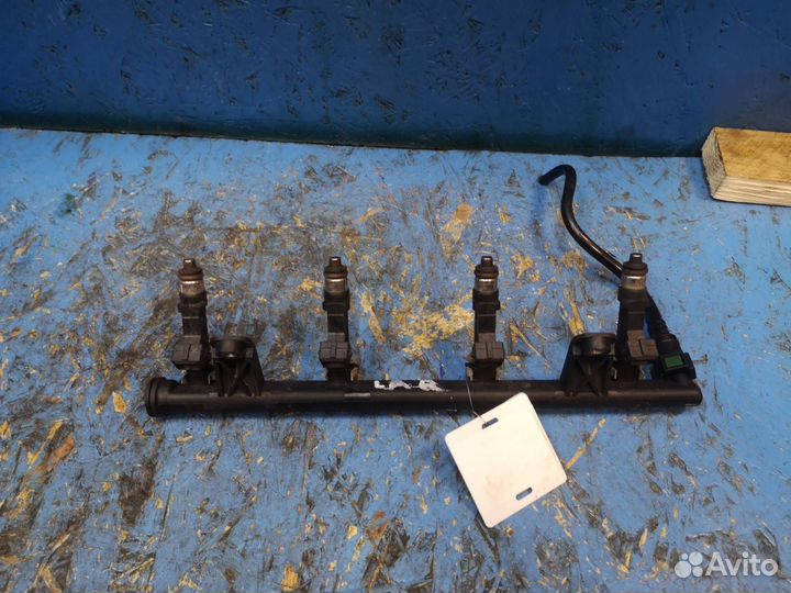 Топливная рампа LADA Largus (2012 - н.в.)