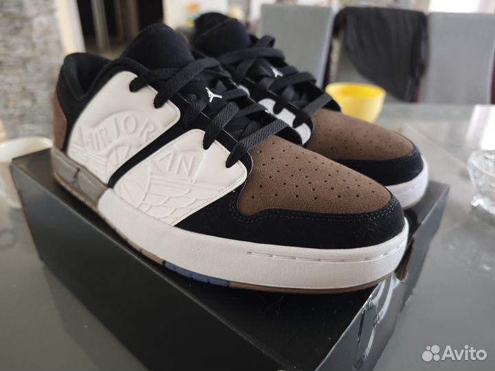 Кроссовки Jordan 1 retro low