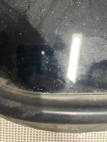 Форточка задней правой двери Volkswagen Golf 4