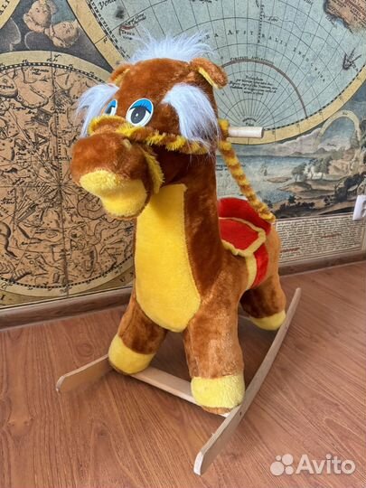 Детская качалка лошадь