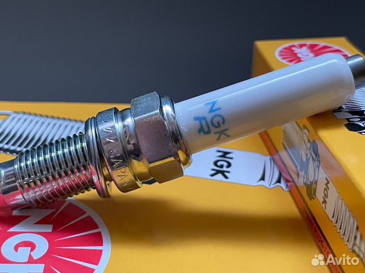 Свеча зажигания VAG NGK 96596 zker6A10EG