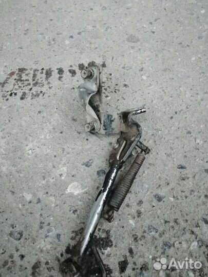 Боковая подножка для скутора Honda лид