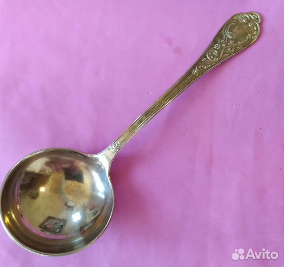 Ложки, вилки и половник из мельхиора