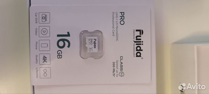 Видеорегистратор Fujida Karma Bliss SE wifi