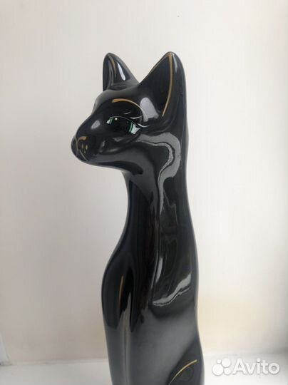 Статуэтка кошка