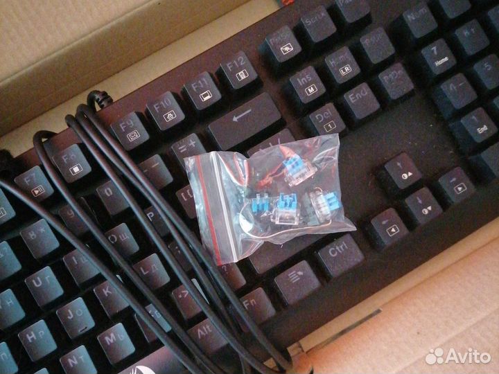 Механическая клавиатура red dragon sani