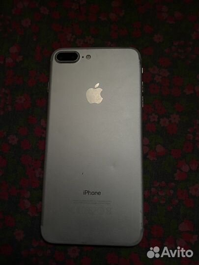Телефон iPhone 7 plus