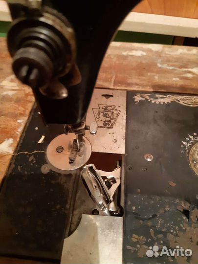 Швейная машинка 