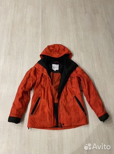 Горнолыжная куртка женская