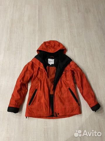 Горнолыжная куртка женская