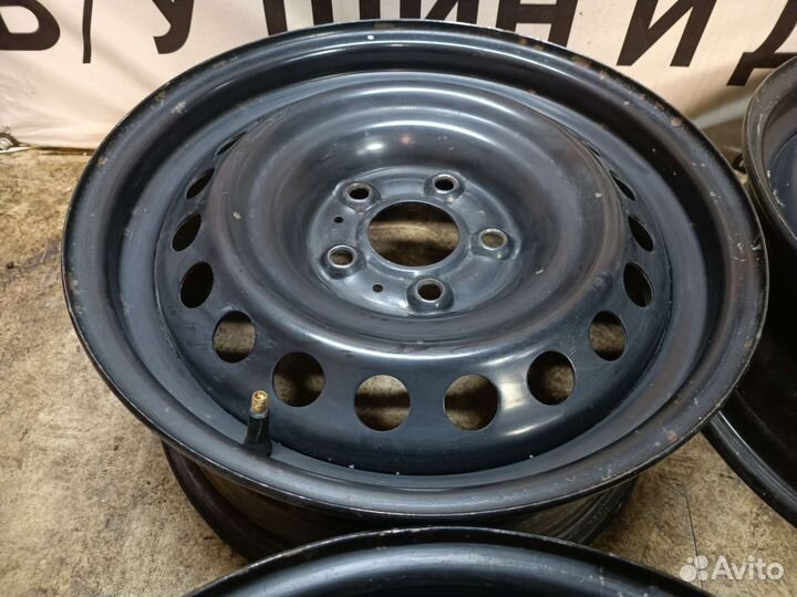 Диски Nissan r16 5*114, 3 d66, 1 комплект