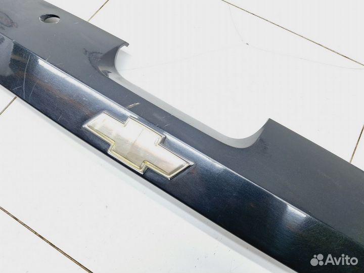 Накладка двери багажника Chevrolet Lacetti (J200)