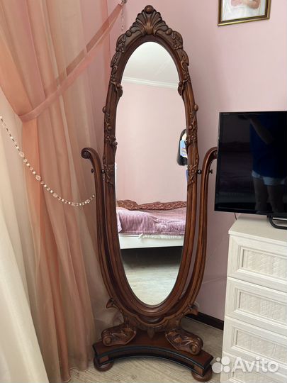 Зеркало напольное в полный рост