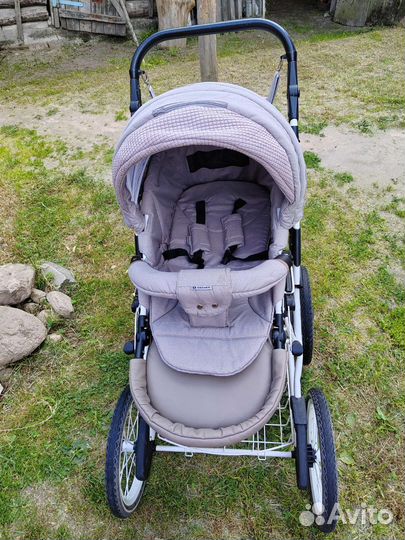 Продам коляску 2 в 1