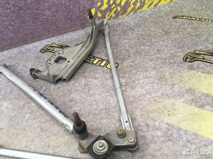Тяга трапеции стеклоочистителей Форд Фокус 2