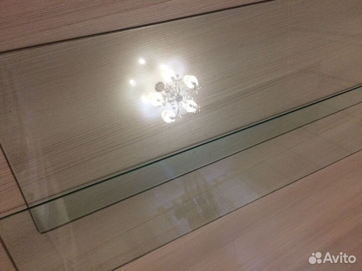 Стекло бу (стеклянная полка)