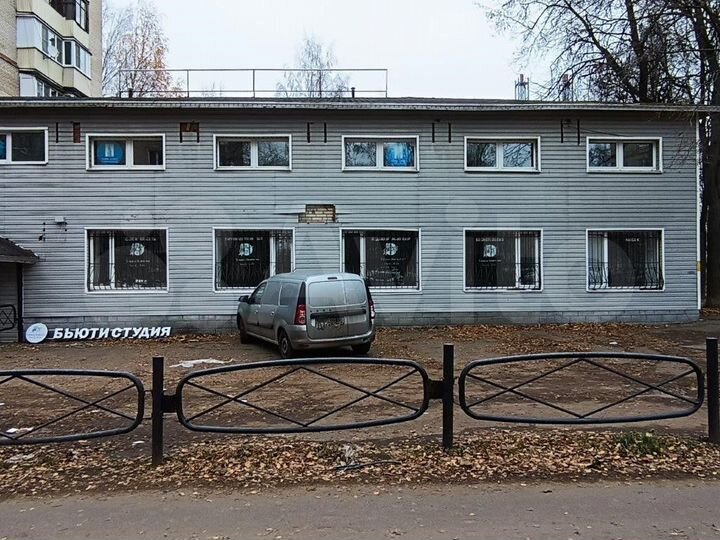 Свободного назначения, офис 422.5 м²