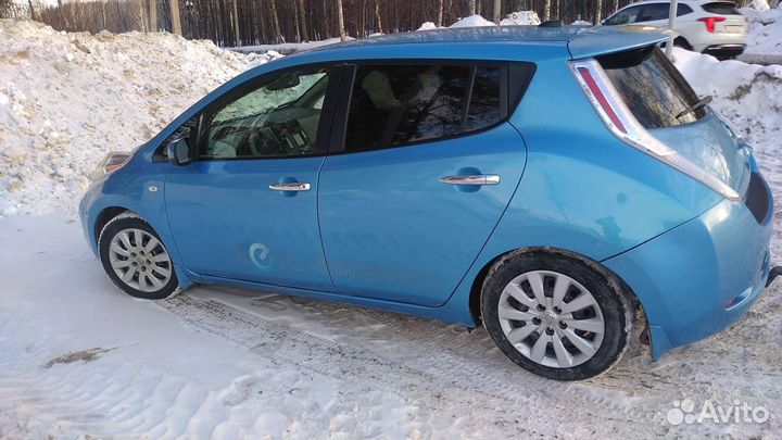 Nissan Leaf 109 л.с. AT, 2011, 70 000 км