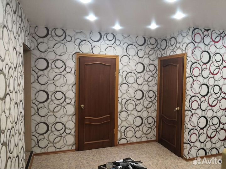 Поклейка обоев