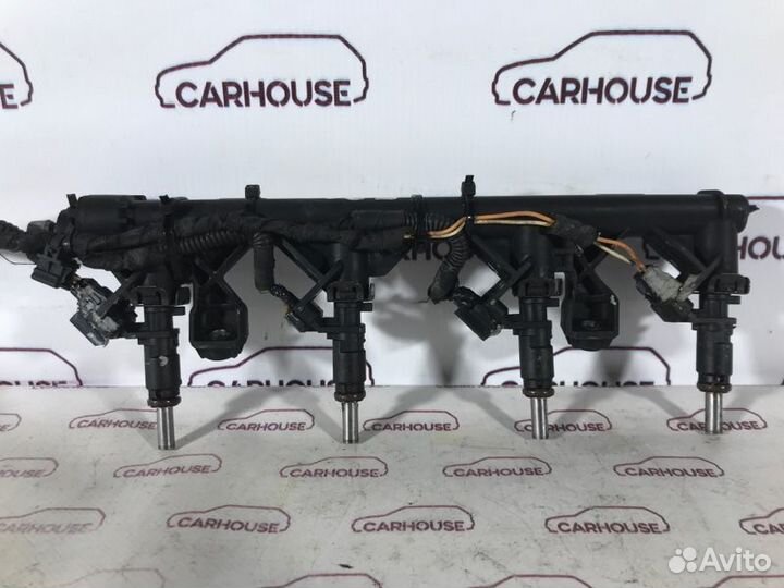 Рампа с форсунками Peugeot 308 1.6 EP6