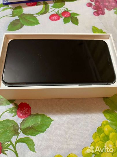 Телефон iPhone 10xs