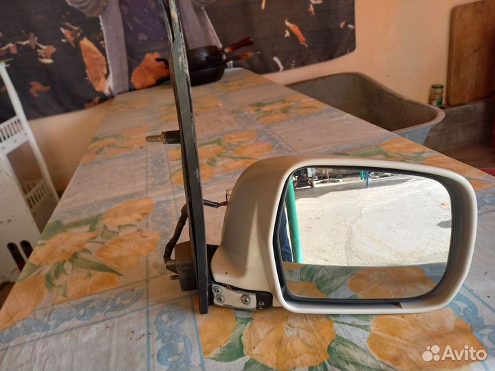 Зеркало от тойота ноах, вокси