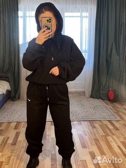 Спортивный костюм женский теплый