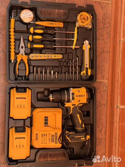 Шуруповерт dewalt Новые