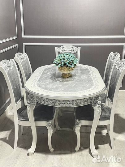 Стол и стулья от производителя. В наличии