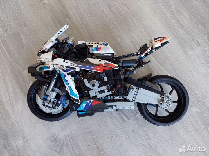 Lego мотоцикл bmw m 1000 rr