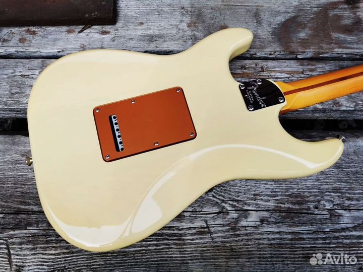 Fender Stratocaster American Deluxe V-Neck 2005