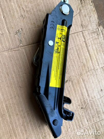 Домкрaт Skoda Осtаviа А5