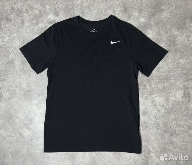 Футболка nike tee оригинал M (муж)