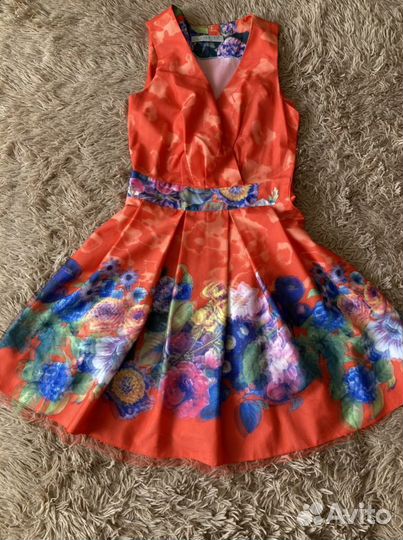 Платье женское 42-44 размер