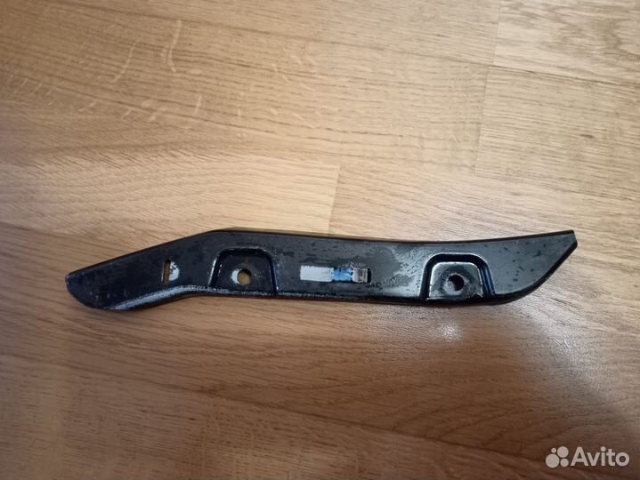 Планка крепления бампера