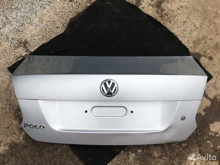 Volkswagen polo крышка багажника