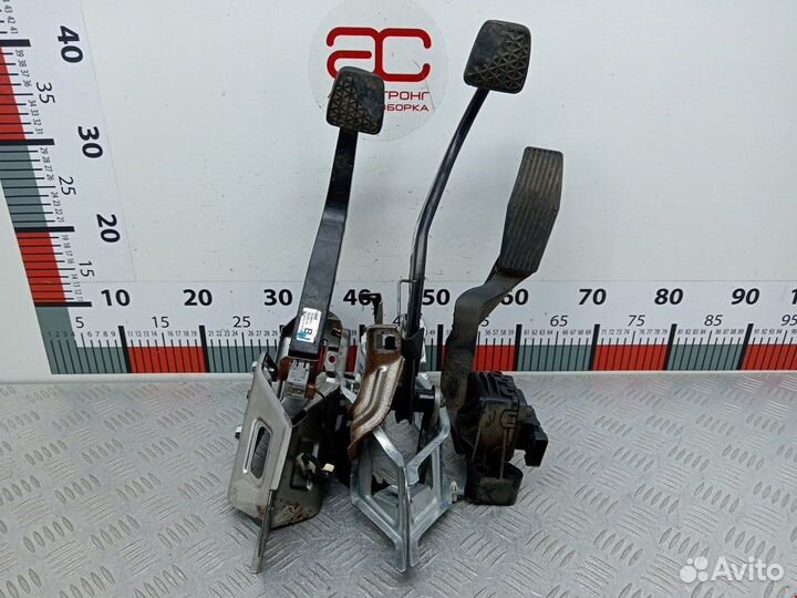 Педальный узел для Opel Zafira B