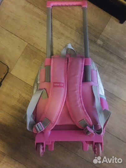 Рюкзак школьный на колесиках с ручкой
