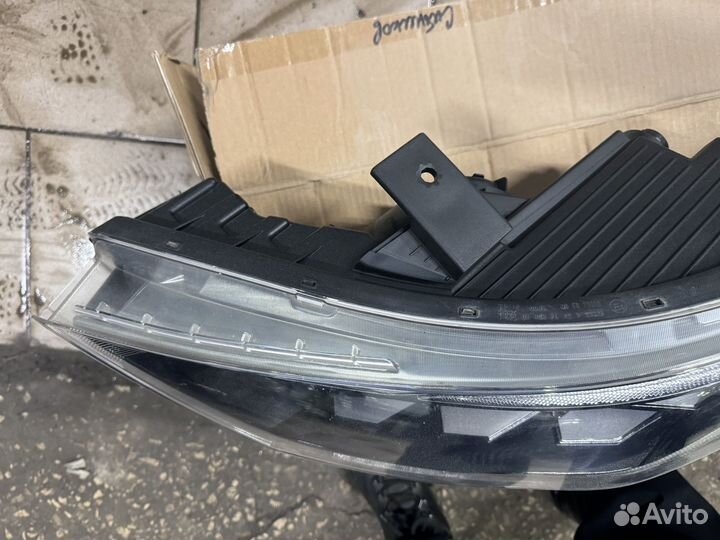 Фара левая hyundai solaris 2 LED 92101H5700