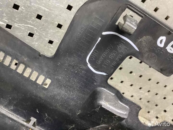 Решетка радиатора Volkswagen Touran