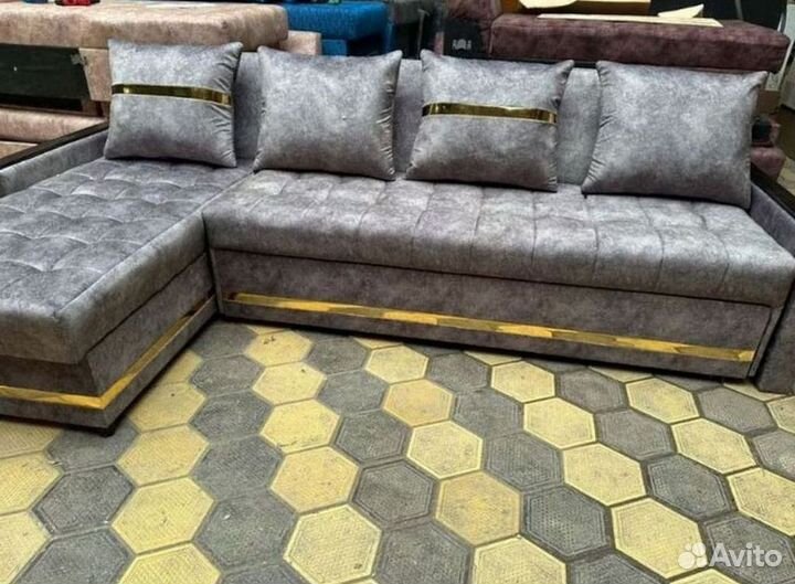 Диван угловой раскладной в наличии