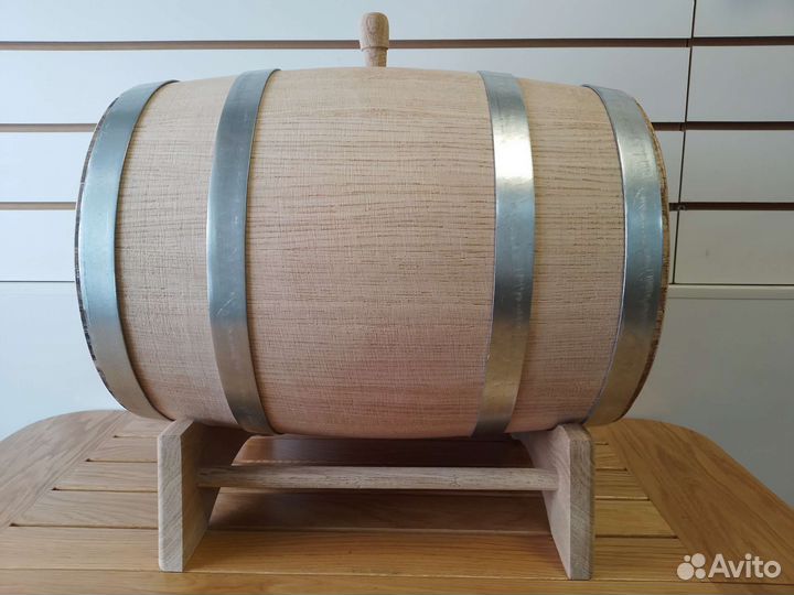 Бочка дубовая 25л средний обжиг