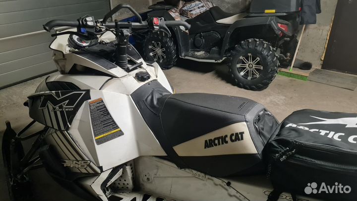 Arctic Cat m8000