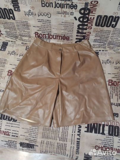 Шорты женские кожаные 50/52