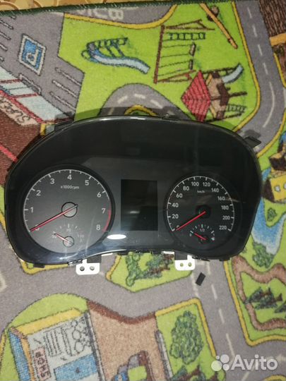 Панель приборов(щиток) Hyundai Solaris