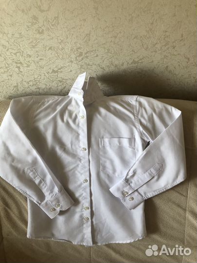 Рубашка белая на мальчика 30 р-р