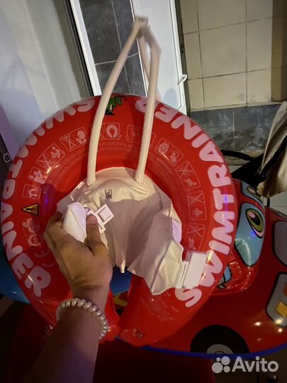 Надувной детский круг и вещи пакетом