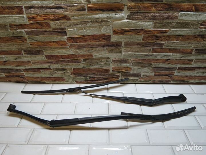 Поводок дворника Hyundai i40 Хендай