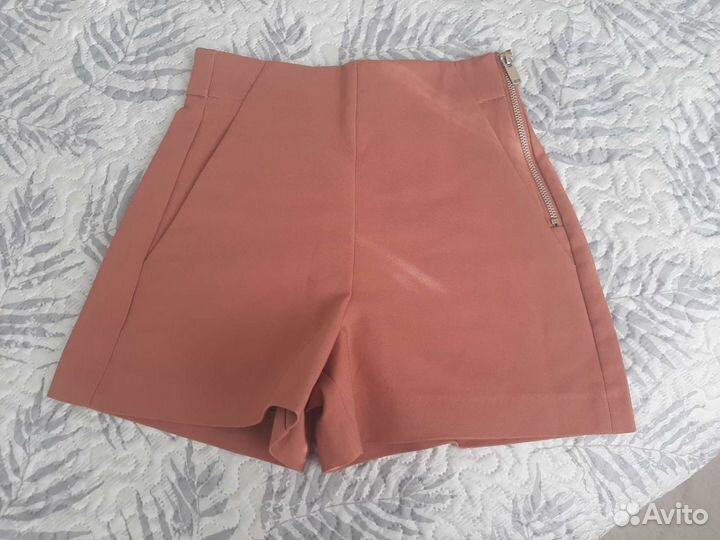Шорты новые